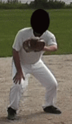 三塁手（サード）三塁への盗塁でのベースの入り方動作3